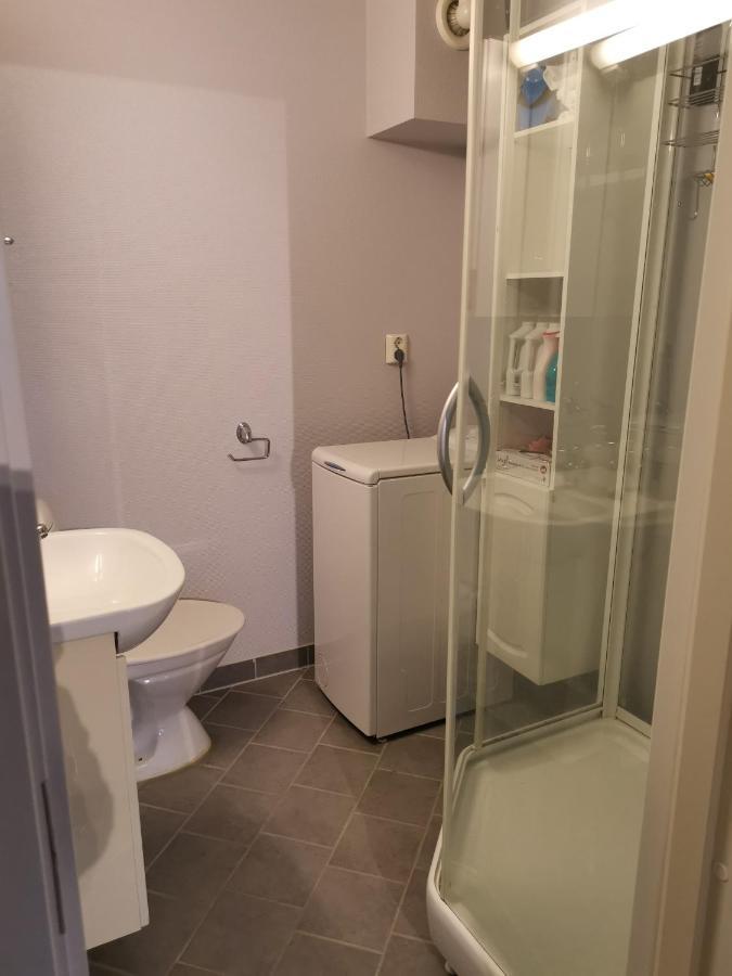 Fresh Studio With Parking Apartamento Tromsdalen Exterior foto